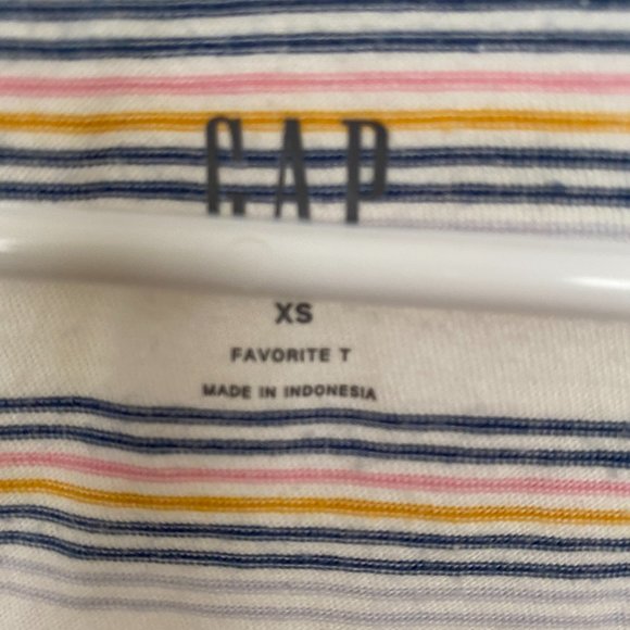 GAP XS Striped V-Neck T-Shirt - Picture 2 of 2